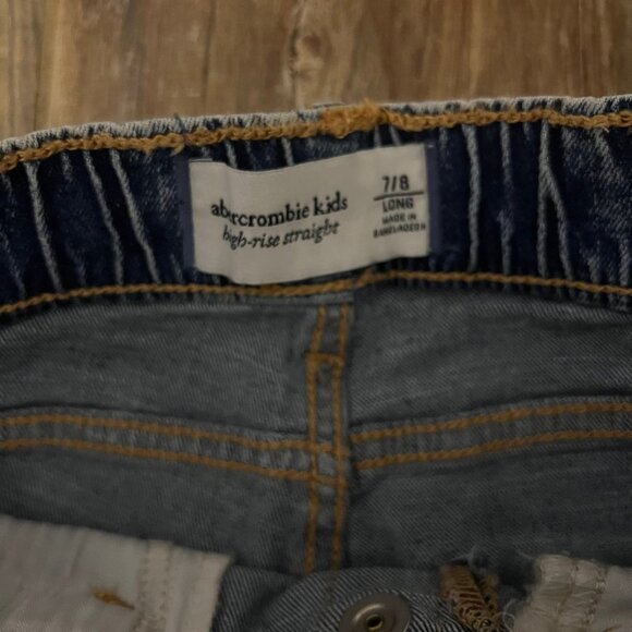 Abercrombie Kids High Rise Straight Jeans - Picture 3 of 4